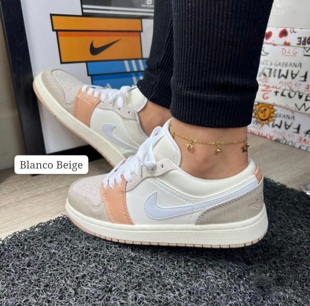 NIKE UrbanFlex