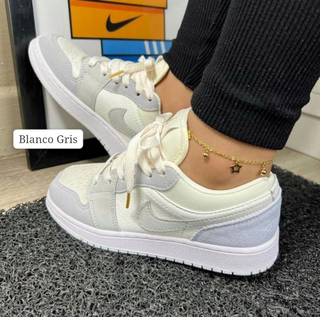NIKE UrbanFlex